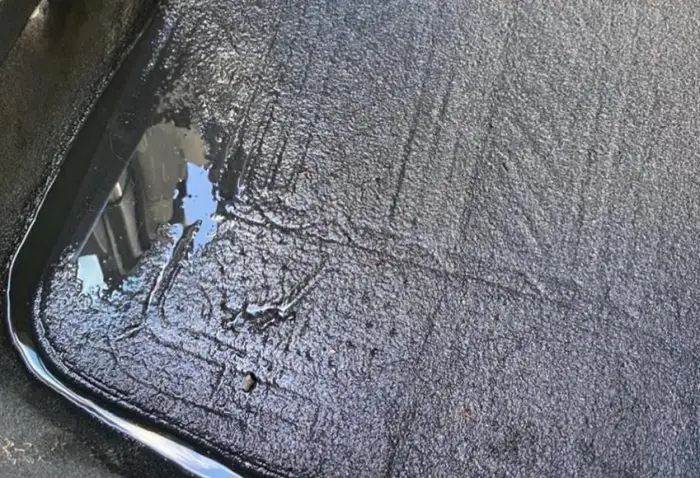 Mở Cửa Xe Khi Nước Ngập Quá Sâu