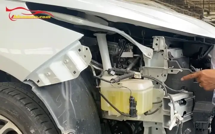 Nước Rửa Kính Xe Ô Tô Loại Nào Tốt Nhất Hiện Nay?