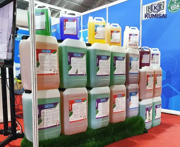 10. Nước Rửa Xe Ô Tô Không Chạm Nerta Công Nghệ Cao