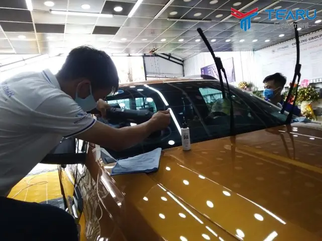 Dung Dịch Tẩy Ố Kính Xe Ô Tô Grass