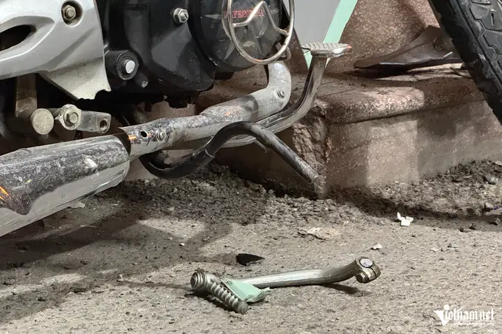 Ô Tô Điên Đâm Loạt Xe Hà Nội Hà Nội