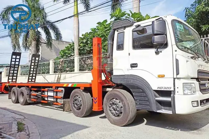 Xe Hyundai Hd320 Chở Xe Máy Chuyên Dùng