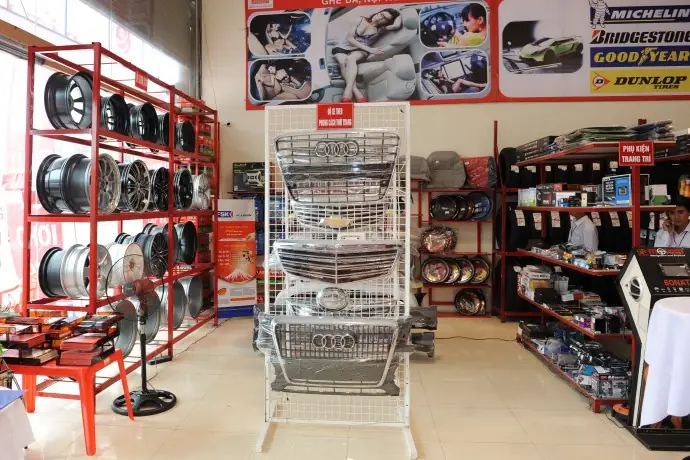 Phụ Kiện Ô Tô Xe Máy: Những Món Đồ Không Thể Thiếu Để Bảo Vệ Và Nâng Tầm Trải Nghiệm Lái