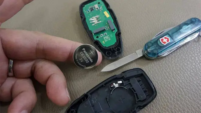 Pin Chìa Khóa Xe Ô Tô, Xe Máy: Hướng Dẫn Chọn Mua & Thay Thế