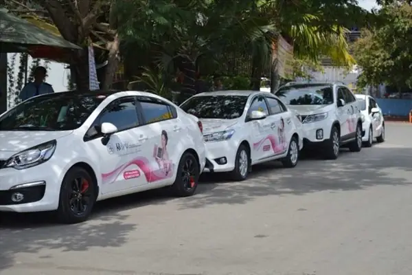 Quảng Cáo Trên Ô Tô Xe Hơi