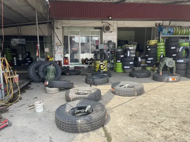 Những Lợi Ích Của Việc Thay Lốp Xe Tải Đúng Lúc: