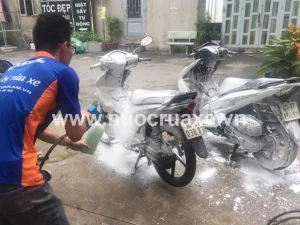 Các Lưu Ý Quan Trọng Khi Rửa Máy Xe Ô Tô