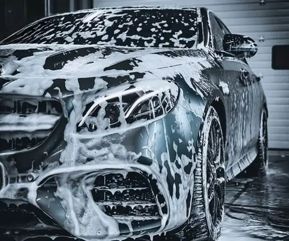 Rửa Xe Ô Tô Cần Thơ - Chăm Sóc Hoàn Hảo Cho Xế Yêu