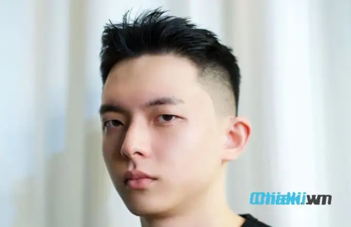 18. Kiểu Tóc Nam Ivy League Fly