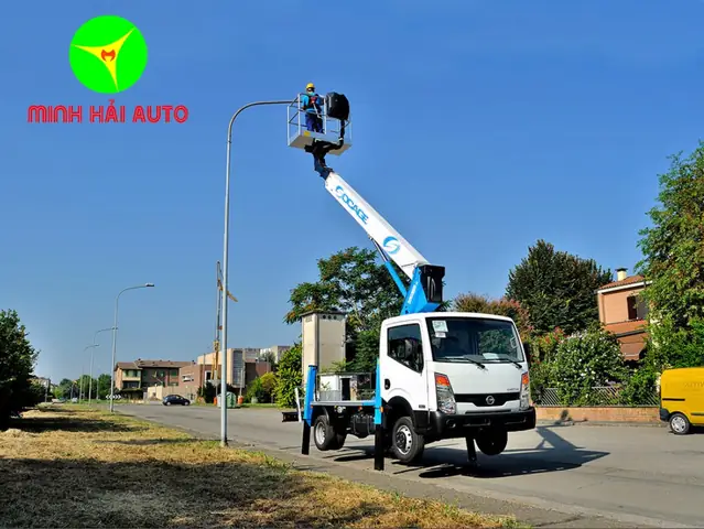 Xe Ô Tô Nâng Người 18m