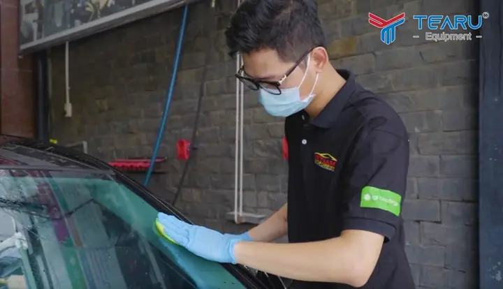 Những Loại Dung Dịch Tẩy Vết Ố Sơn Xe Ô Tô Đáng Dùng Hiện Nay