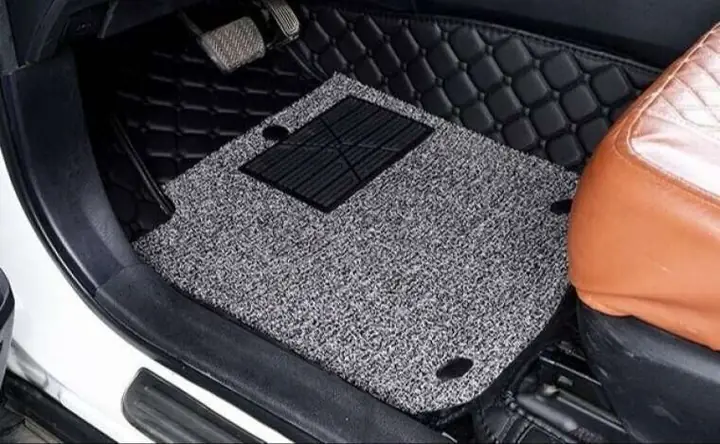 Thảm Để Chân Xe Ô Tô: Chọn Sao Cho Đúng, Dùng Sao Cho Bền?