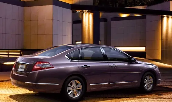 Bảng Giá Xe Ô Tô Tham Khảo Mới Nhất 2025: Cập Nhật Từ Hãng & Đại Lý