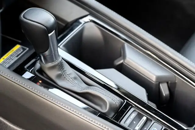 Tháo Cần Số Xe Ô Tô: Hướng Dẫn Chi Tiết Từ A Đến Z