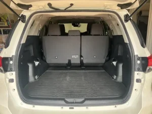 Hướng Dẫn Chi Tiết Cách Tháo Ghế Sau Xe Ô Tô An Toàn Và Hiệu Quả