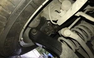 Thay Phuộc Xe Ô Tô: Quy Trình, Lưu Ý Và Câu Hỏi Đăng Kiểm