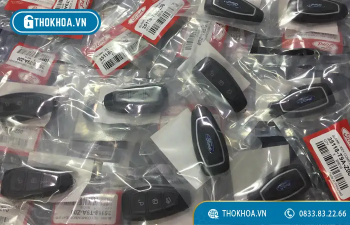 Bán Vỏ Chìa Khóa Ô Tô Chính Hãng: Mercedes, Innova…