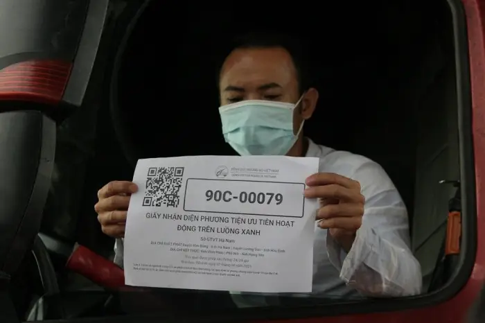 Thẻ Ưu Tiên Xe Ô Tô Là Gì Và Mục Đích Cốt Lõi?