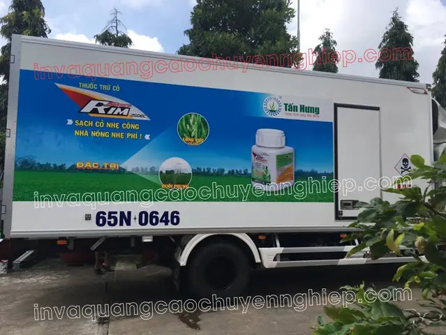 Thiết Kế Quảng Cáo Trên Xe Ô Tô