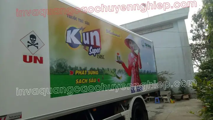 Thiết Kế Quảng Cáo Trên Xe Ô Tô