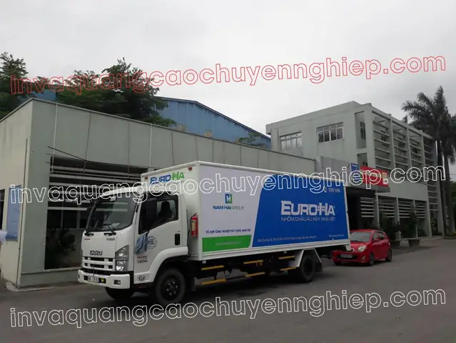 Thiết Kế Quảng Cáo Trên Xe Ô Tô