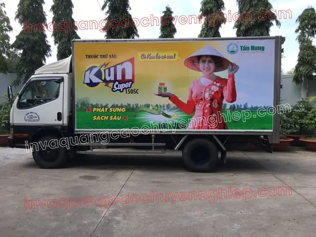 Thiết Kế Quảng Cáo Trên Xe Ô Tô