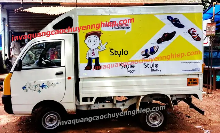 Thiết Kế Quảng Cáo Trên Xe Ô Tô