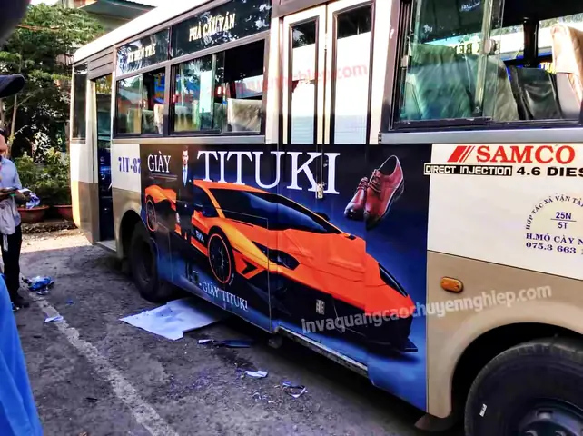 Thiết Kế Quảng Cáo Trên Xe Ô Tô