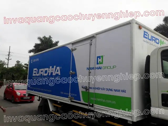 Thiết Kế Quảng Cáo Trên Xe Ô Tô