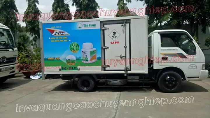 Thiết Kế Quảng Cáo Trên Xe Ô Tô