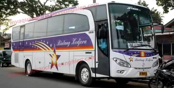 Thiết Kế Quảng Cáo Trên Xe Ô Tô