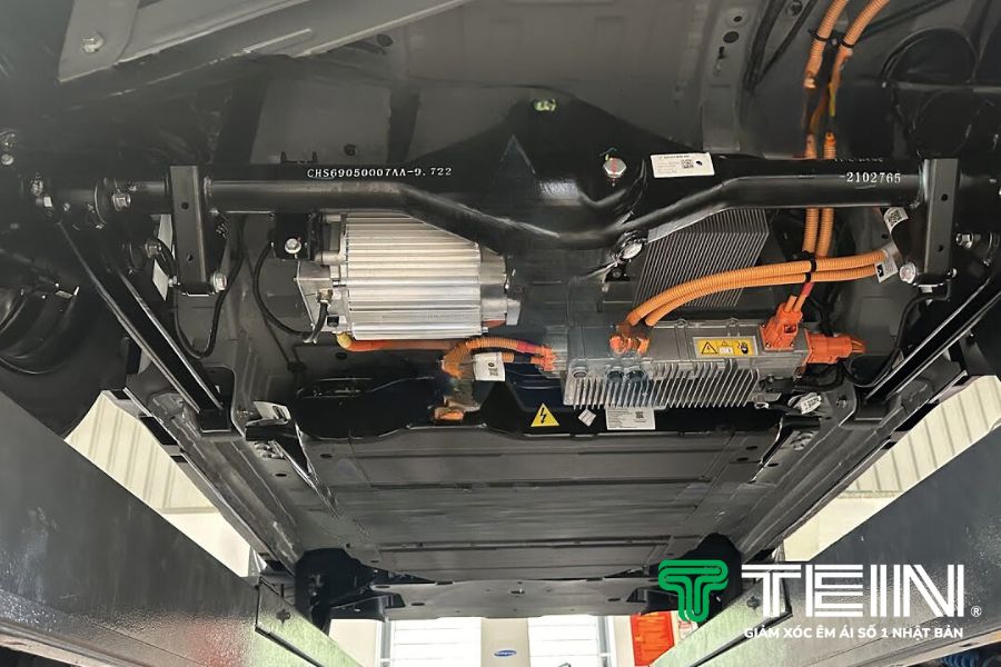 Bảo Dưỡng Và Kiểm Tra Thông Số Lốp VF3: Kéo Dài Tuổi Thọ (Hướng dẫn cách bảo dưỡng, kiểm tra định kỳ thông số lốp để đảm bảo an toàn, tiết kiệm chi phí, và kéo dài tuổi thọ của lốp.)