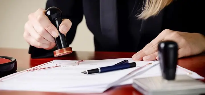 Hướng Dẫn Thủ Tục Sang Tên Xe Ô Tô Và Lệ Phí Mới Nhất 2025