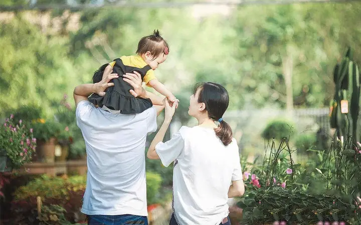 Bộ Y Tế Đề Xuất: Cặp Vợ Chồng, Cá Nhân Tự Quyết Định Số Con