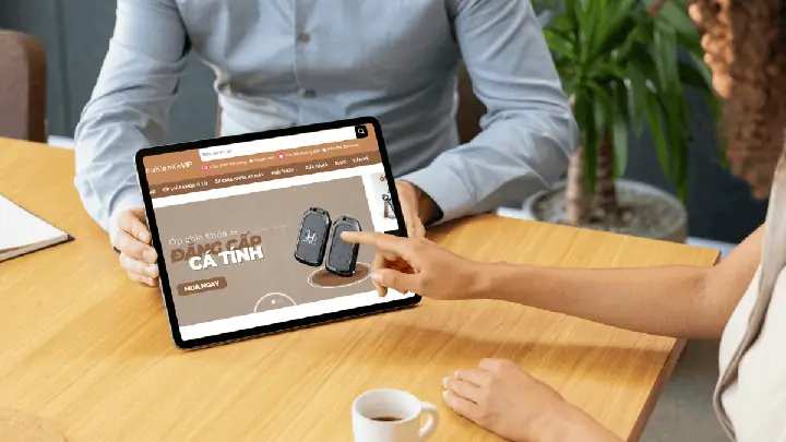 Cửa Hàng Phụ Kiện Xe Vip Uy Tín, Giá Tốt Cung Cấp Tinh Dầu Treo Xe Ô Tô