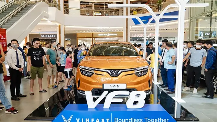 Trải Nghiệm Xe Ô Tô: Toàn Cảnh Những Điều Bạn Cần Biết Để Lái Xe An Toàn Và Hài Lòng