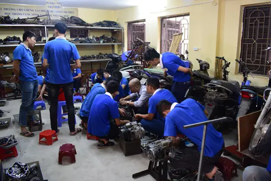 Địa Chỉ Trường Dạy Nghề Sửa Chữa Xe Máy Uy Tín Tại Hà Nội