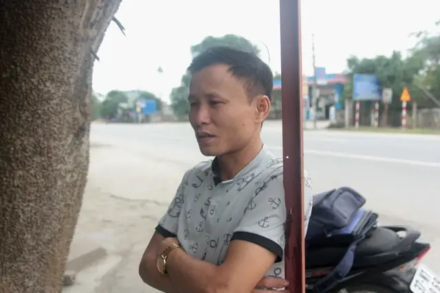 Nghệ An: Người Đàn Ông Tự Chế Xe Ô Tô Điện Giá 15 Triệu Đồng Để Chở Con Gái Đi Học Mỗi Ngày - Ảnh 8.