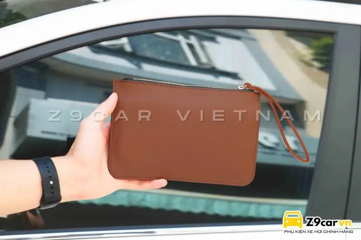 Tầm Quan Trọng Của Túi Đựng Hồ Sơ Xe Ô Tô Chuyên Dụng