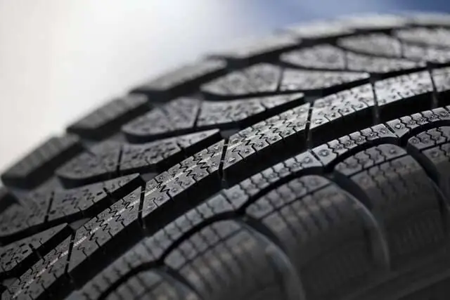 Một Vài Mẹo Giúp Gia Tăng Tuổi Thọ Cho Lốp Xe