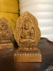 Tượng Phật Bản Mệnh Để Xe Ô Tô