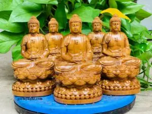 Tượng Phật A Di Đà Để Xe Ô Tô