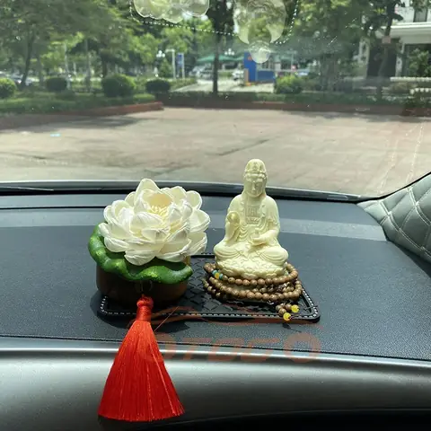 Tượng Quan Âm Để Xe Ô Tô