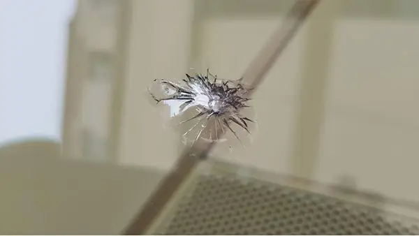 Vá Kính Xe Ô Tô: Khi Nào Cần, Các Phương Pháp Và Những Lưu Ý Quan Trọng