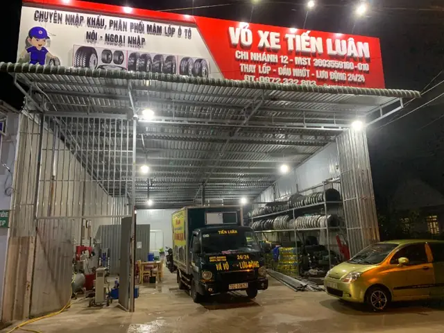 Vá Xe Ô Tô Gần Nhất: Hướng Dẫn Tìm Tiệm Vá Uy Tín Và Cách Xử Lý Khi Bị Xì Lốp Giữa Đường