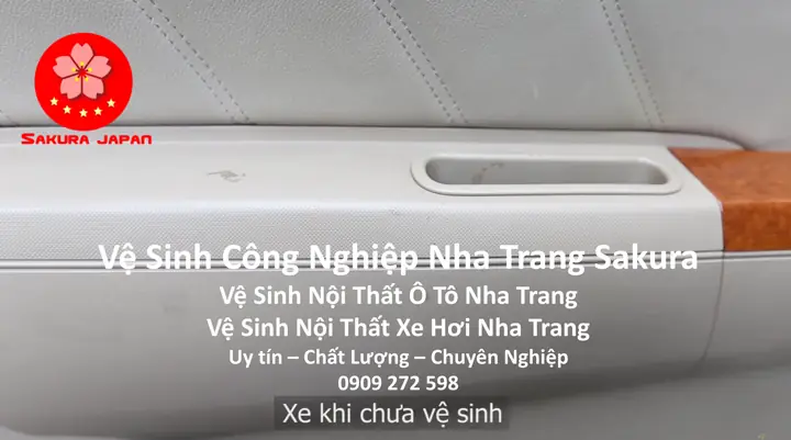 Bước 2: Vệ Sinh Trần Xe.