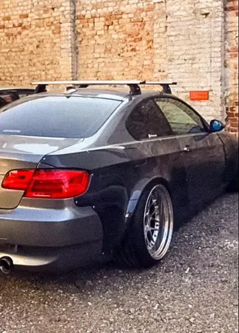 Vè Trước Xe Ô Tô: Hướng Dẫn Chi Tiết Về Thiết Kế, Công Dụng Và Bảo Dưỡng