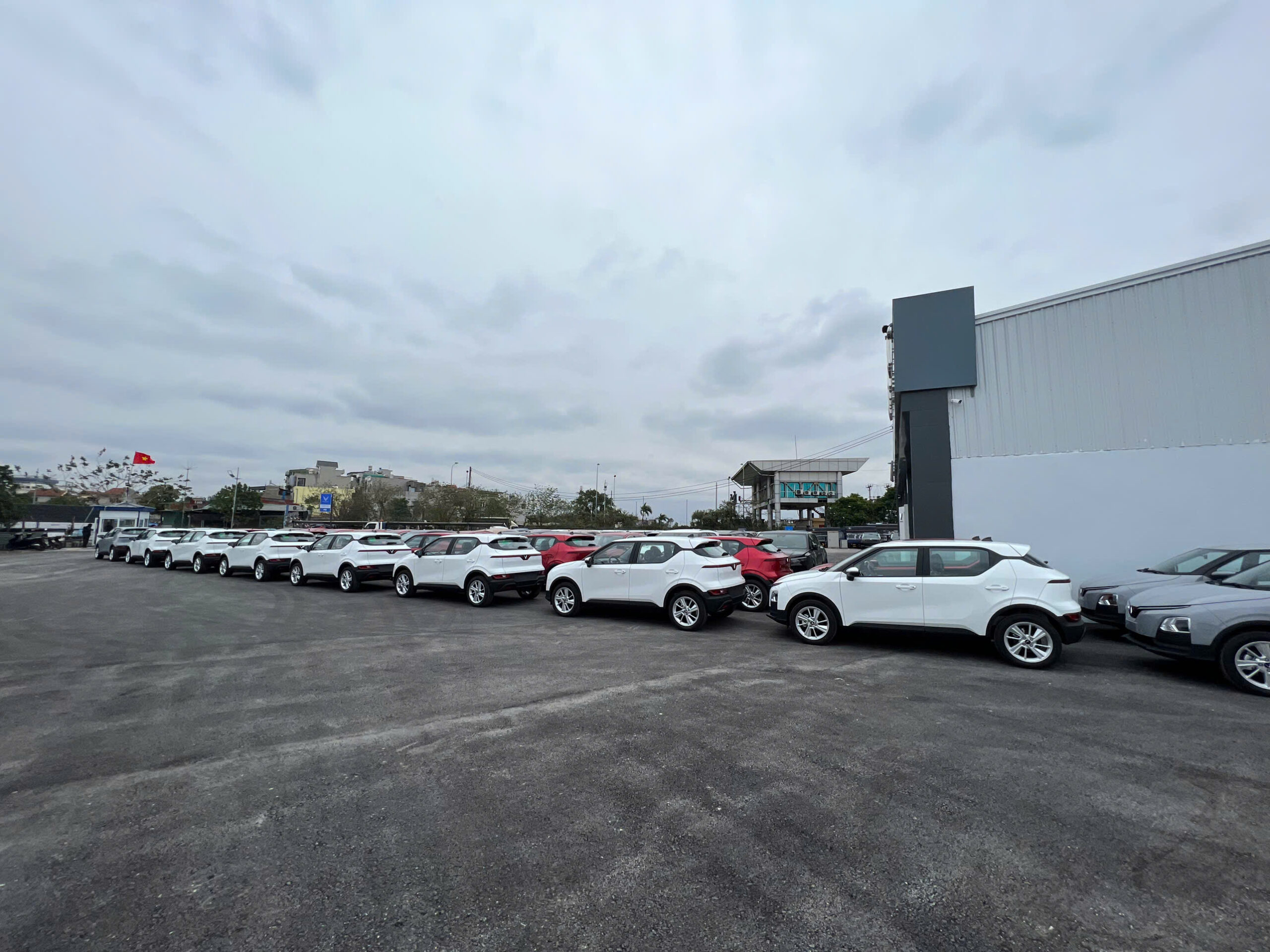 Địa Điểm Bảo Hành VF 5: Mạng Lưới Trung Tâm Dịch Vụ VinFast