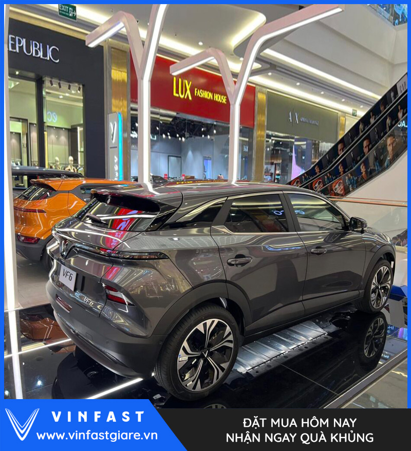 Động Cơ và Khả Năng Vận Hành của VF6 Plus Màu Xám: Trải Nghiệm Lái