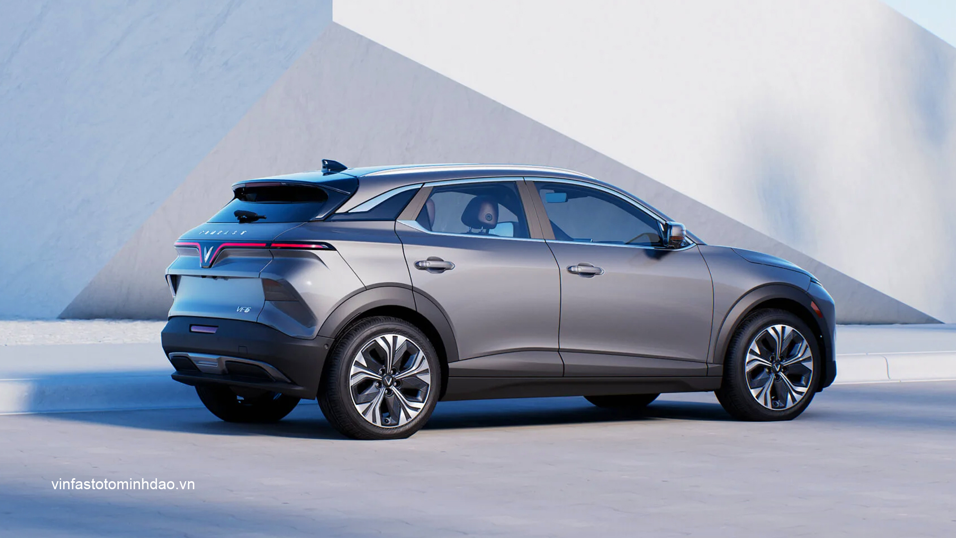 Thông Số Kỹ Thuật Quan Trọng của VF6 Plus Màu Xám Bạn Cần Biết